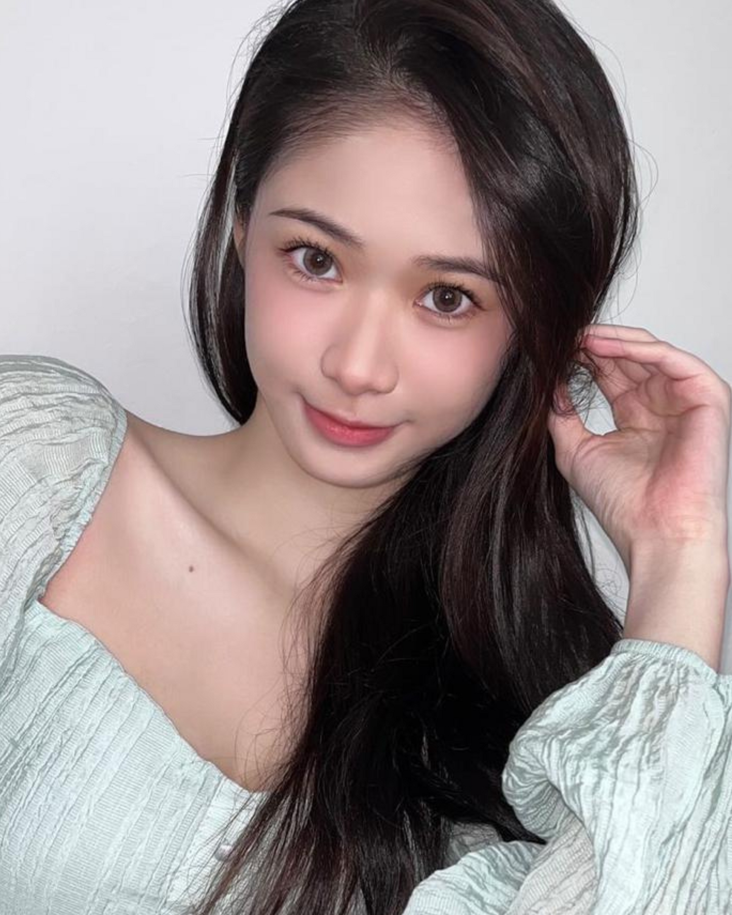 Daily Lens - Snowhite Tears